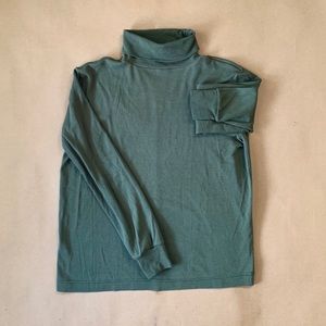 Vintage Vermont Dry Goods Turtleneck